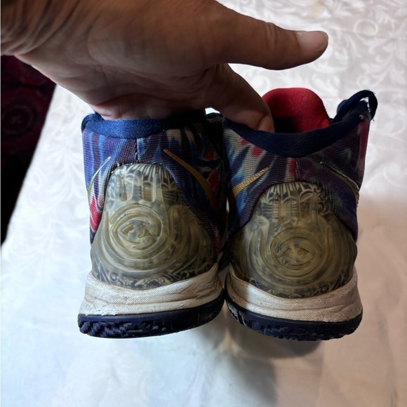 Nike Kybrid What The USA Size 5year Basketball Shoe CV0097-400 - Picture 5 of 8